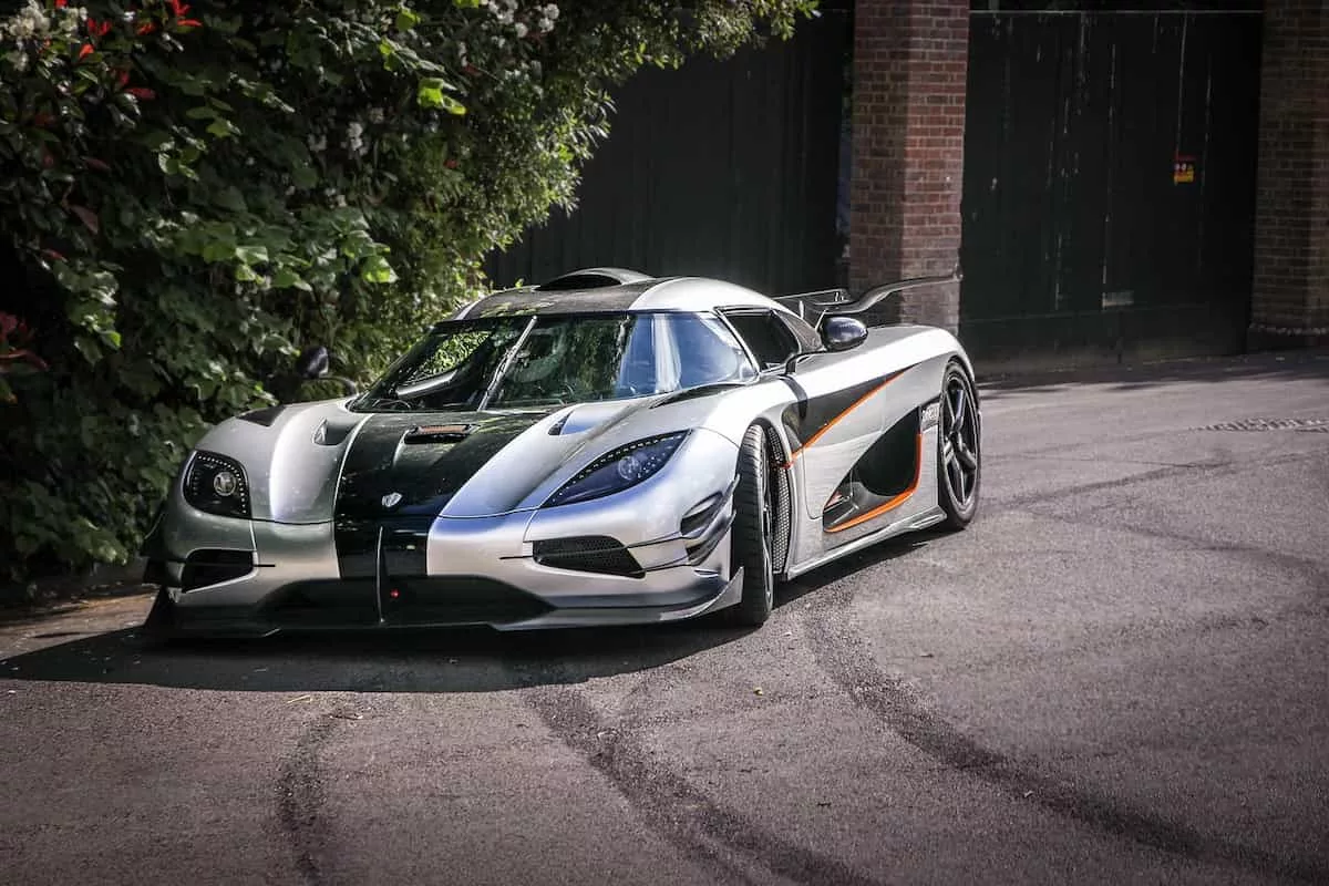 koenigsegg ccxr trevita coche más caro del mundo Certifix
